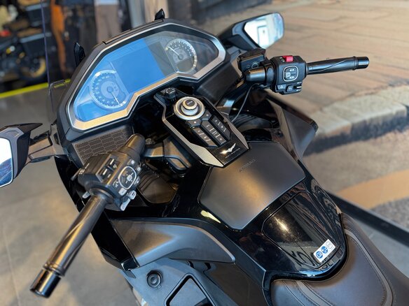 2018 Honda GL 1800 Gold Wing, чёрный, 2490000 рублей - вид 8