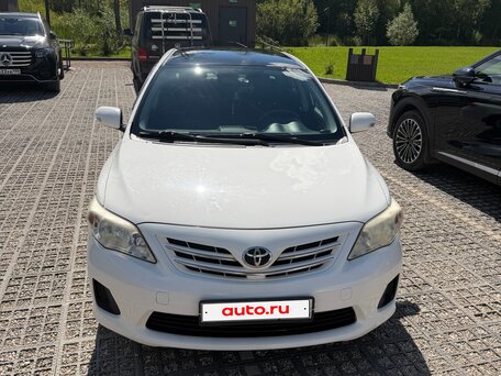2011 Toyota Corolla X (E140, E150) Рестайлинг, белый, 850000 рублей, вид 4