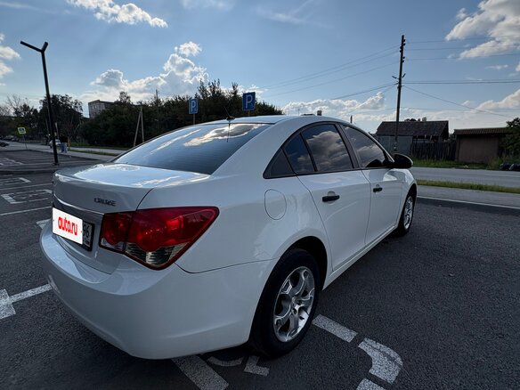 2013 Chevrolet Cruze I Рестайлинг, белый, 810000 рублей - вид 5