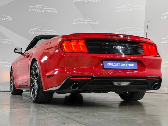 2018 Ford Mustang VI Рестайлинг, красный, 3070000 рублей - вид 37