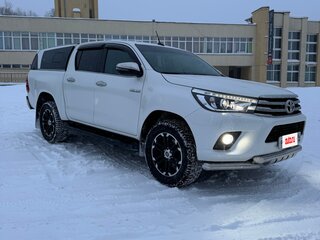 2018 Toyota Hilux VIII, белый, 4200000 рублей, вид 3