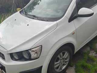2013 Chevrolet Aveo II, белый, 530000 рублей, вид 1