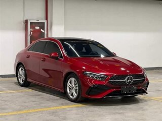2023 Mercedes-Benz A-Класс 180 Long IV (W177) Рестайлинг, красный, 1950000 рублей, вид 3