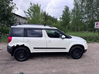 2013 Skoda Yeti I, белый, 650000 рублей, вид 4