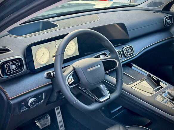 2026 Jaecoo J8, чёрный, 4330000 рублей - вид 12