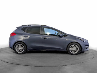 2017 Kia Ceed II Рестайлинг, синий, 1300000 рублей, вид 4