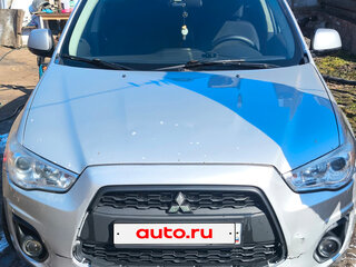 2013 Mitsubishi ASX I, серебристый, 700000 рублей, вид 1