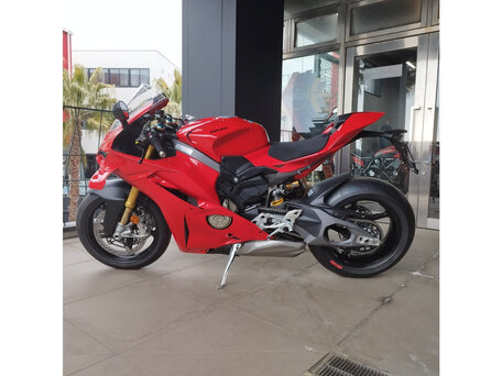 2025 Ducati Panigale V4, красный, 3300000 рублей, вид 2