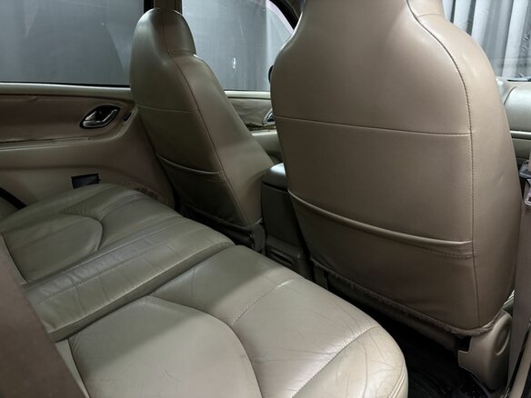 2001 Mazda Tribute I, коричневый, 399888 рублей - вид 17