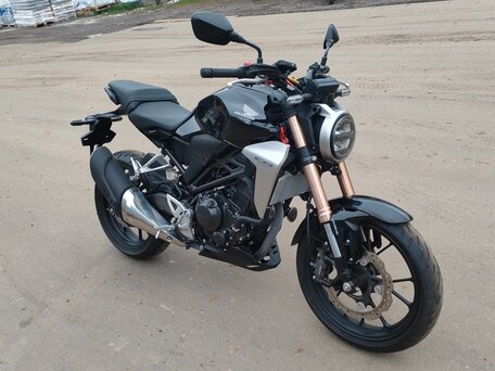 2019 Honda CB250R, чёрный, 449000 рублей, вид 2