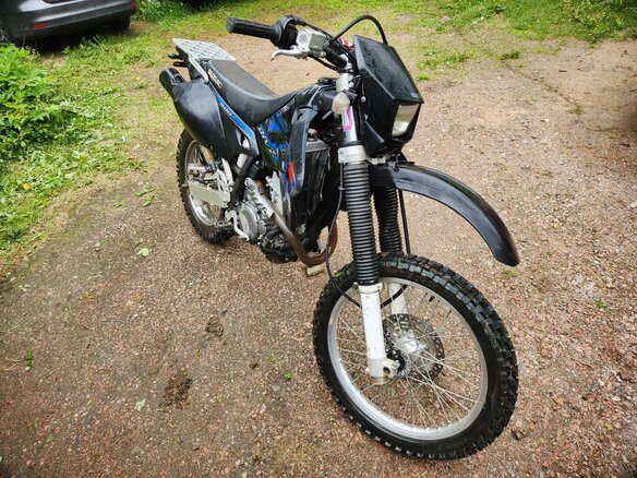 2017 Suzuki DR-Z 400, чёрный, 500000 рублей