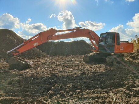 2003 Hitachi ZX200, оранжевый, 3100000 рублей, вид 1
