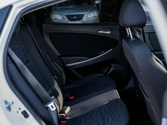 2015 Hyundai Solaris I Рестайлинг, белый - вид 9