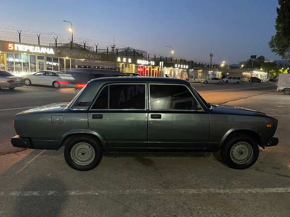 2011 Lada (ВАЗ) 2107, серый, 400000 рублей - вид 6