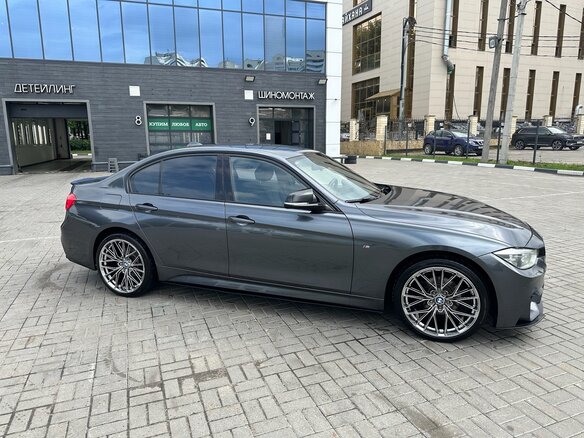 2017 BMW 3 серии 320i xDrive VI (F3x) Рестайлинг, серый, 2400000 рублей - вид 15