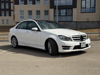 2012 Mercedes-Benz C-Класс 180 BlueEFFICIENCY III (W204) Рестайлинг, белый, 1350000 рублей, вид 3