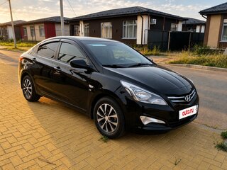 2015 Hyundai Solaris I Рестайлинг, чёрный, 915000 рублей, вид 1