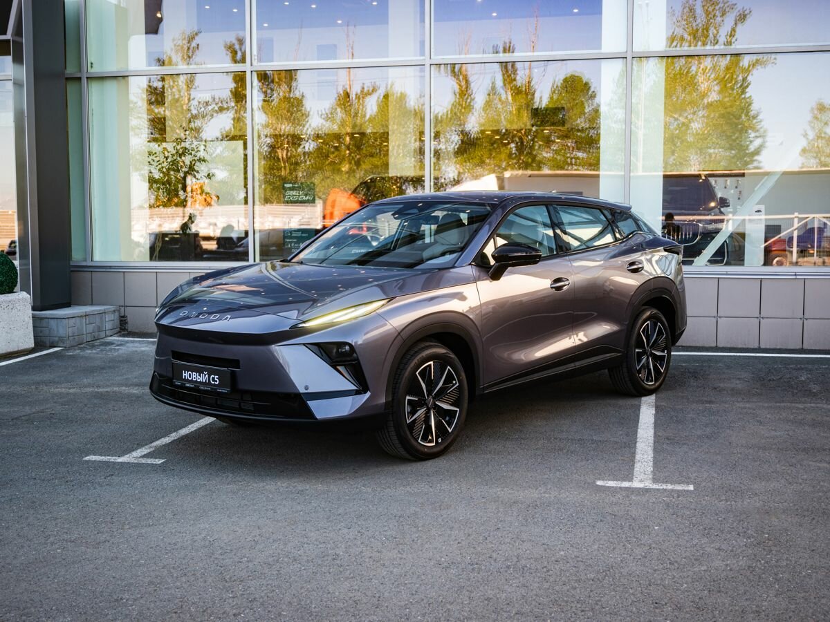 Открыть фотографии: Omoda C5 II