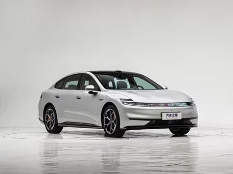 2026 Changan Qiyuan A06 28.39 kWh, серый, 2800000 рублей, вид 3