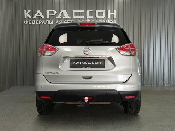 2017 Nissan X-Trail III Рестайлинг, серебристый, 1520000 рублей - вид 3
