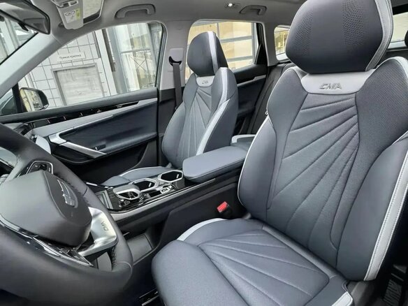 2026 Geely Atlas II, зелёный, 4119990 рублей - вид 8