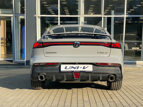 2025 Changan UNI-V I, серый, 3479900 рублей - вид 13