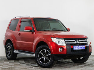 Mitsubishi Pajero IV