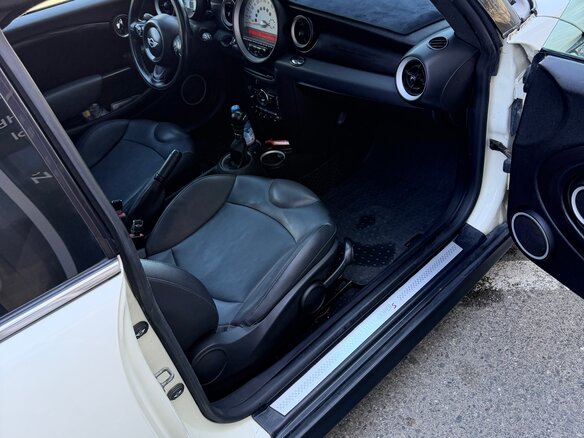 2012 Mini Hatch Cooper S II (R56) Рестайлинг, белый, 849000 рублей - вид 7