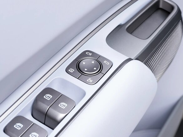 2026 Li Auto (Lixiang) L9 II, фиолетовый, 12451001 рублей - вид 17