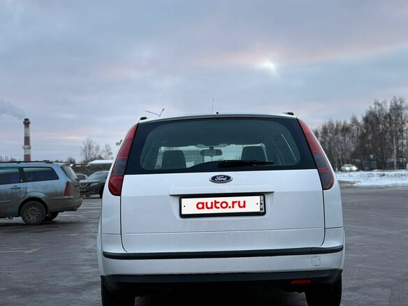 2005 Ford Focus II, белый, 410000 рублей - вид 8
