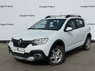 2020 Renault Sandero Stepway II Рестайлинг, белый, 930000 рублей, вид 1