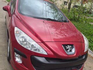 2008 Peugeot 308 I, красный, 370000 рублей, вид 3