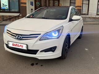 2015 Hyundai Solaris I Рестайлинг, белый, 800000 рублей, вид 3