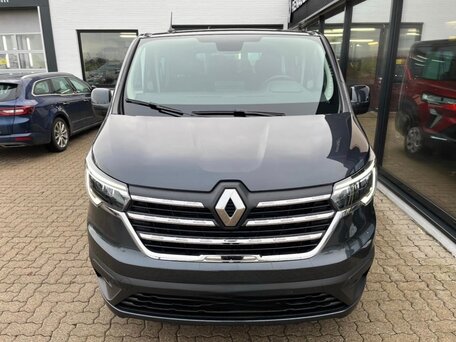 2023 Renault Trafic L2 III Рестайлинг, серый, 3780000 рублей, вид 3