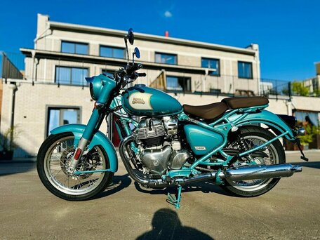 2026 Royal Enfield Classic 650, зелёный, 683000 рублей, вид 4