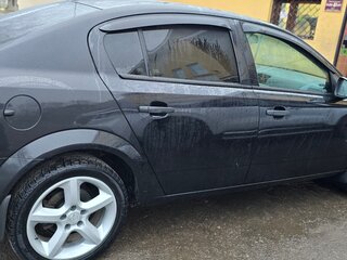 2013 Opel Astra H Рестайлинг, чёрный, 580000 рублей, вид 5