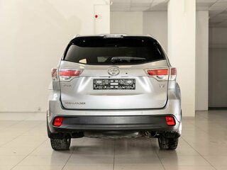 2015 Toyota Highlander III (XU50), серебристый, 2300000 рублей, вид 5