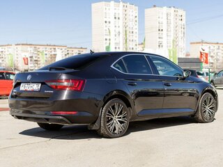 2018 Skoda Superb III, чёрный, 1800000 рублей, вид 5