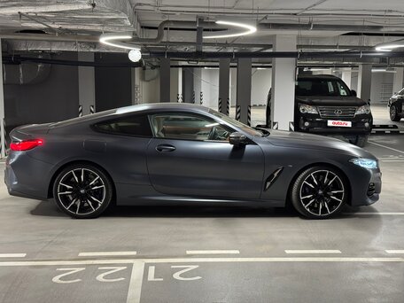 2019 BMW 8 серии M850i xDrive II (G14/G15/G16), серый, 8800000 рублей, вид 4