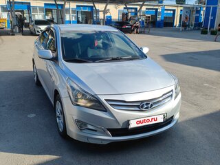 2014 Hyundai Solaris I Рестайлинг, серебристый, 1150000 рублей, вид 2