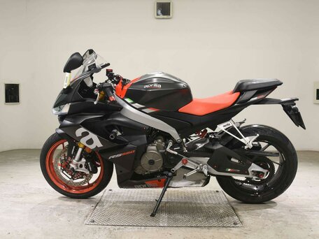2021 Aprilia RS 660, чёрный, 999000 рублей, вид 1