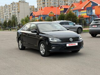 2016 Volkswagen Jetta VI Рестайлинг, чёрный, 900000 рублей, вид 3