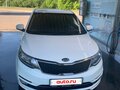 2015 Kia Rio III Рестайлинг, белый, 950000 рублей