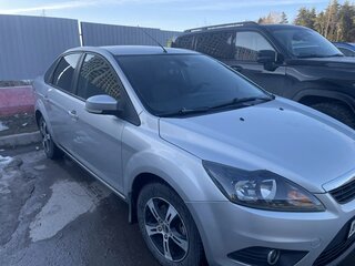 2009 Ford Focus II Рестайлинг, серебристый, 570000 рублей, вид 1