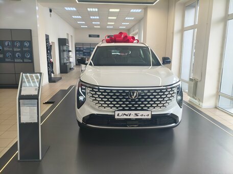 2026 Changan UNI-S I Рестайлинг, белый, 3249900 рублей, вид 4