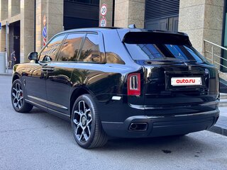 2020 Rolls-Royce Cullinan Black Badge I (Series I), чёрный, 32000000 рублей, вид 3