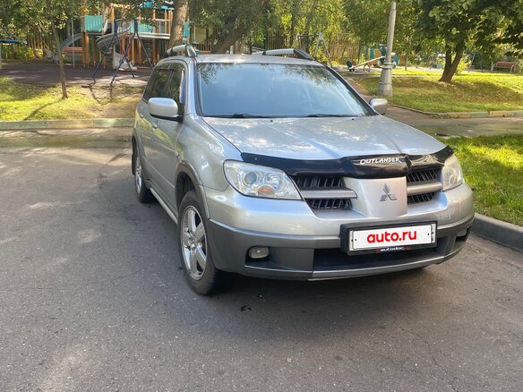 2005 Mitsubishi Outlander I, серебристый, 1033000 рублей - вид 1