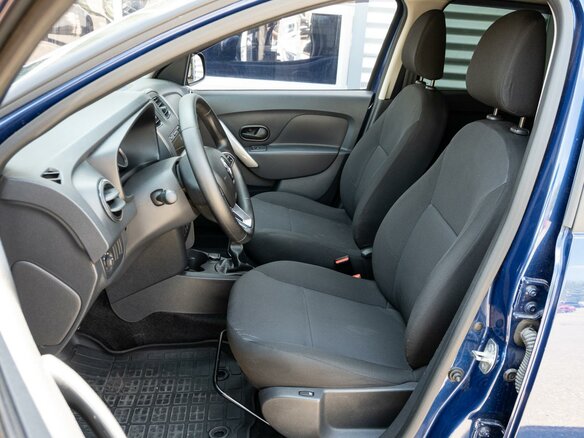 2019 Renault Sandero II Рестайлинг, синий, 1215000 рублей - вид 9