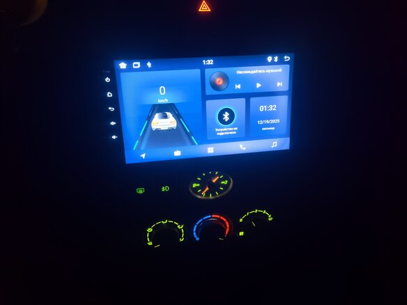 2011 Lada (ВАЗ) Priora I, белый, 235505 рублей - вид 7