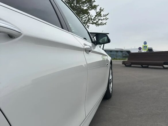 2013 BMW 5 серии 528i xDrive VI (F10/F11/F07) Рестайлинг, белый, 1790000 рублей - вид 13